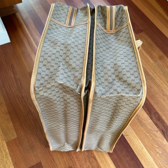 Gucci Brown and Black Travel Bag with Red Stripes - Picture 14 of 16